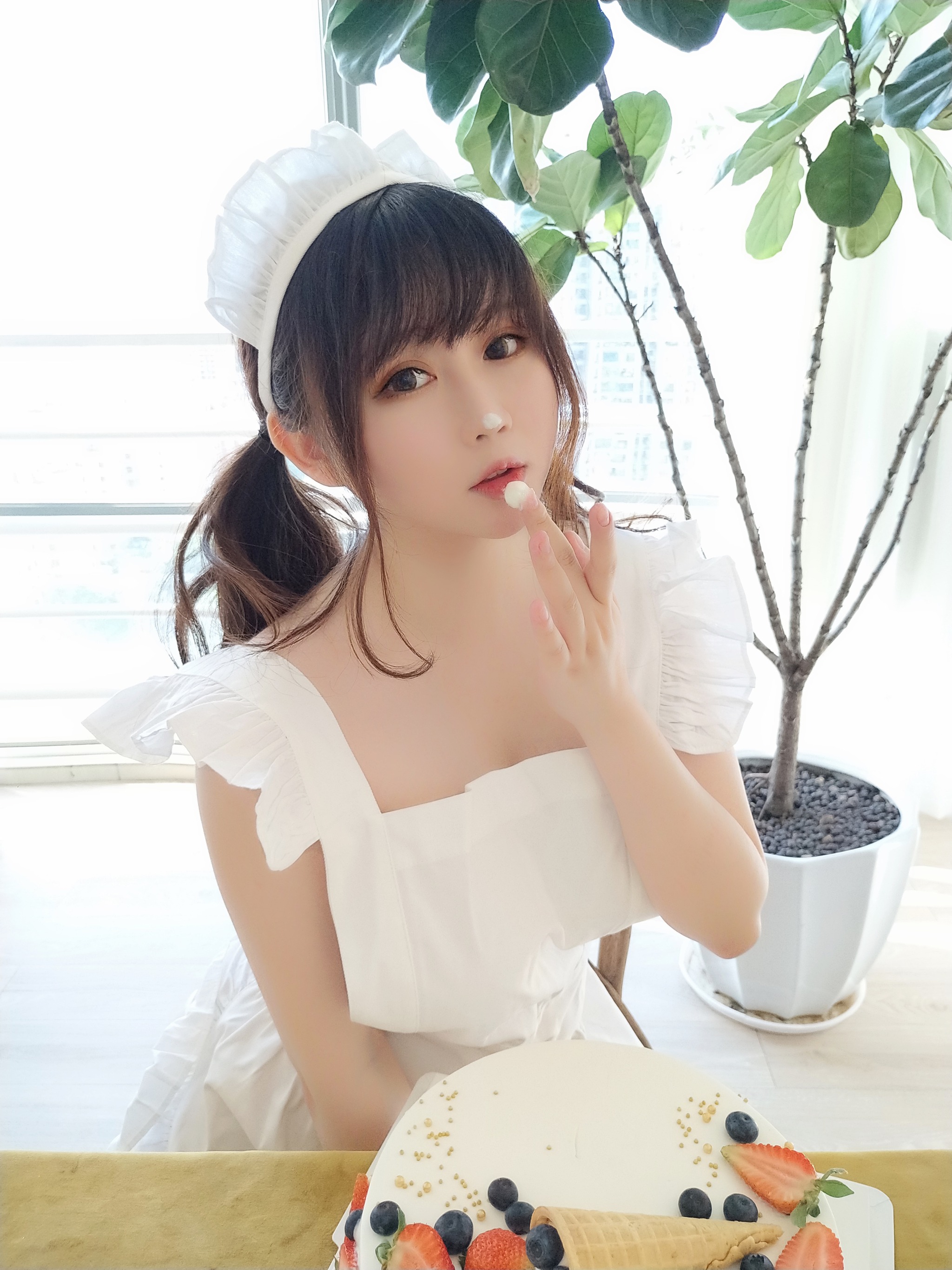 图片[1]-是依酱吖 – NO.028 小厨娘 [40P]-XikXak